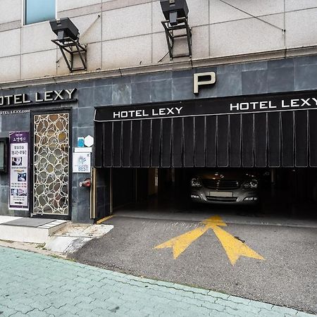 Guri Lexy Hotel Luaran gambar