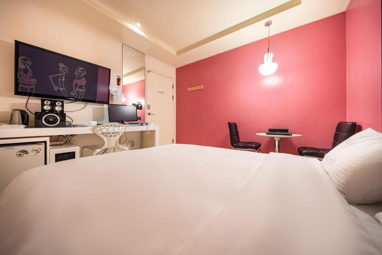 Guri Lexy Hotel Luaran gambar