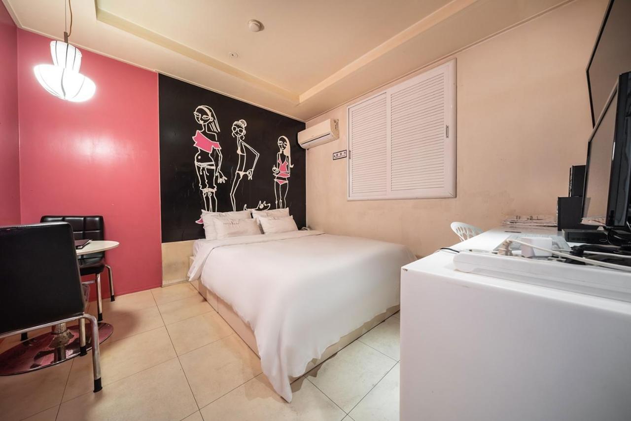 Guri Lexy Hotel Luaran gambar