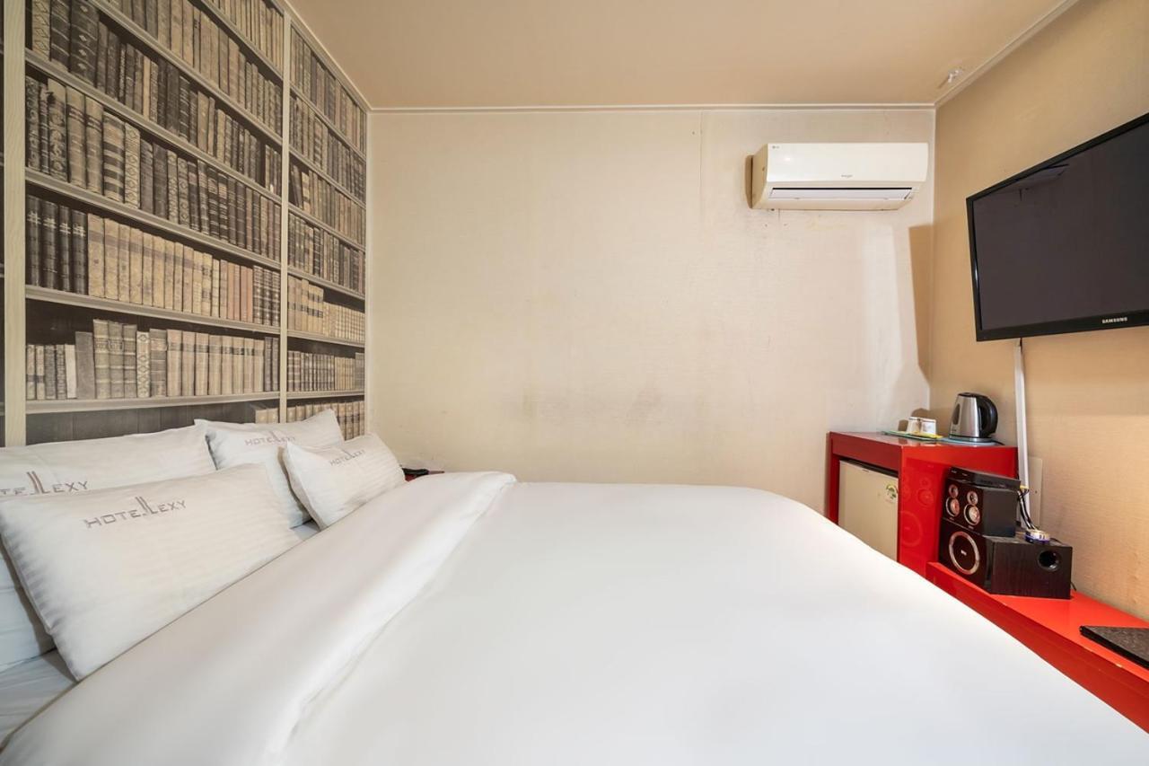Guri Lexy Hotel Luaran gambar